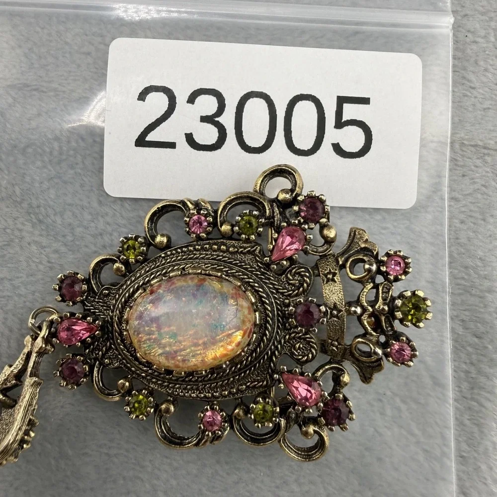 Vintage Sarah Coventry Brooch Contessa Crown‎ Gold tone Pink Rhinestone
